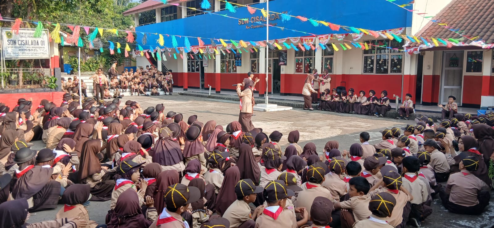Siswa - Siswi SDN Cisalada 01 Meriahkan HUT Pramuka Ke - 65